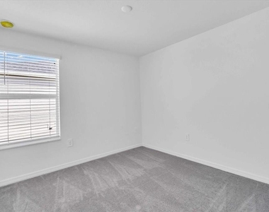 13960 Lilac Sky Terrace - Photo Thumbnail 6