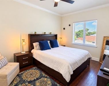 2225 Bahia Vista Street - Photo Thumbnail 15