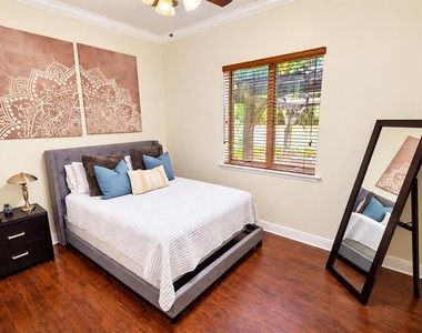 2225 Bahia Vista Street - Photo Thumbnail 23