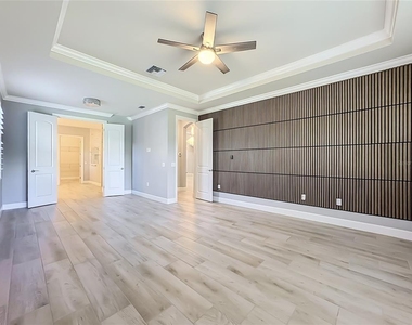 11824 Blue Hill Trail - Photo Thumbnail 16