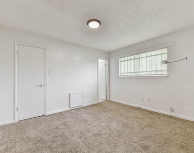 12203 Cape Hyannis Drive - Photo Thumbnail 14