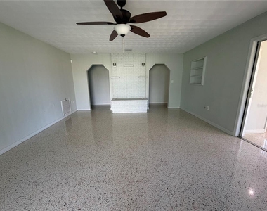 3111 26th Street W - Photo Thumbnail 9