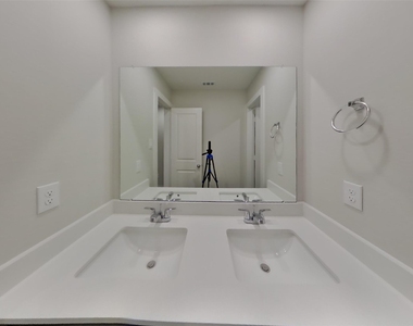 22622 Terrazzo Drive - Photo Thumbnail 11