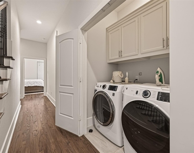 2020 Mcgowen Street - Photo Thumbnail 14