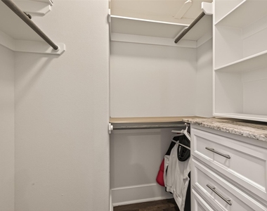 2020 Mcgowen Street - Photo Thumbnail 32