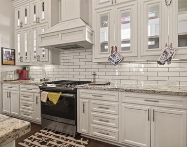 2020 Mcgowen Street - Photo Thumbnail 13
