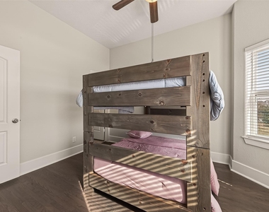 2020 Mcgowen Street - Photo Thumbnail 23