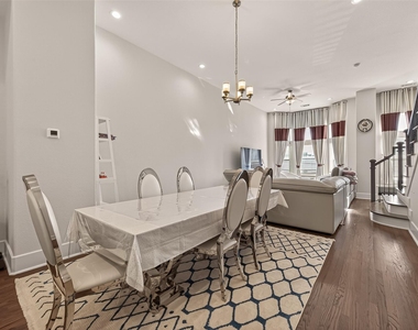 2020 Mcgowen Street - Photo Thumbnail 10
