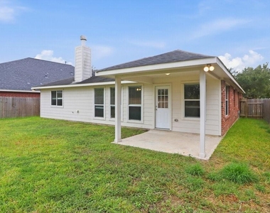 7811 Iris Glen Lane - Photo Thumbnail 12