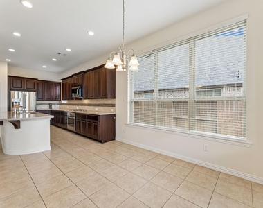 27943 Castle Park Lane - Photo Thumbnail 20