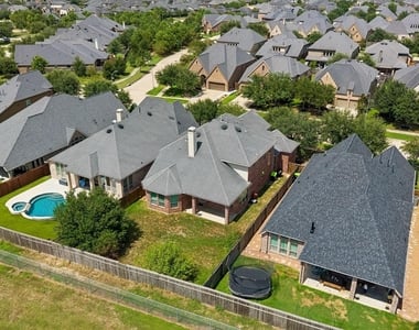 27943 Castle Park Lane - Photo Thumbnail 47