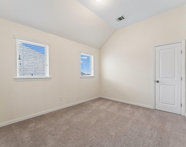 27943 Castle Park Lane - Photo Thumbnail 36