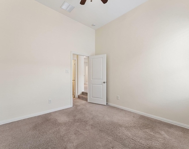 27943 Castle Park Lane - Photo Thumbnail 39