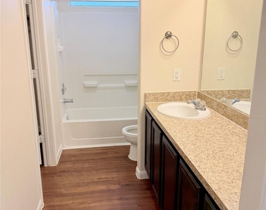 21415 Partha Way - Photo Thumbnail 14