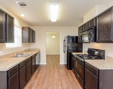 21415 Partha Way - Photo Thumbnail 9