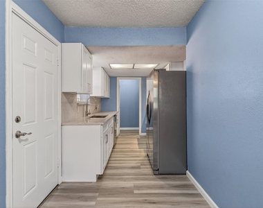 2613 Timber Drive - Photo Thumbnail 8
