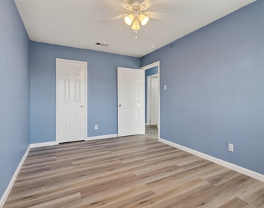 2613 Timber Drive - Photo Thumbnail 18