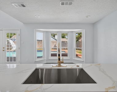 1123 Mayweather Lane - Photo Thumbnail 18