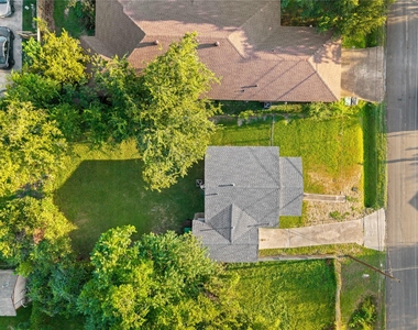 2308 Lucas Street - Photo Thumbnail 11
