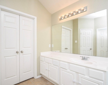 5010 Bridgevalley Court - Photo Thumbnail 24