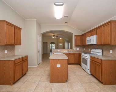5010 Bridgevalley Court - Photo Thumbnail 11
