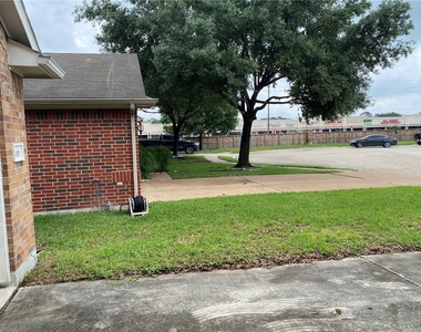 5010 Bridgevalley Court - Photo Thumbnail 1