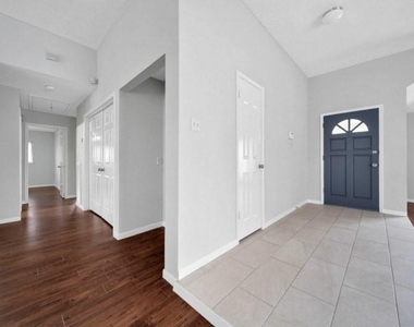3315 Timber View Drive - Photo Thumbnail 1