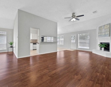 3315 Timber View Drive - Photo Thumbnail 5