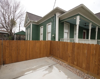 505 Winnie Street - Photo Thumbnail 24