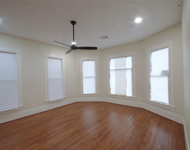 505 Winnie Street - Photo Thumbnail 9