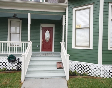 505 Winnie Street - Photo Thumbnail 1