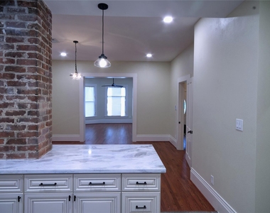 505 Winnie Street - Photo Thumbnail 13
