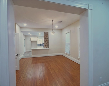 505 Winnie Street - Photo Thumbnail 7