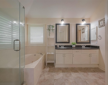 207 Rolling Plains Drive - Photo Thumbnail 26