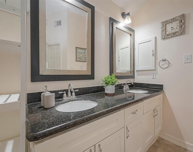 207 Rolling Plains Drive - Photo Thumbnail 28