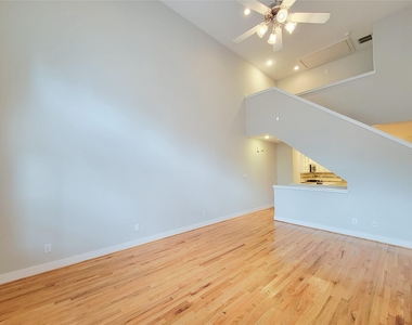 411 West 26th Street - Photo Thumbnail 13