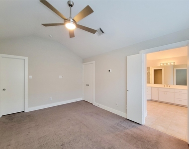 411 West 26th Street - Photo Thumbnail 28