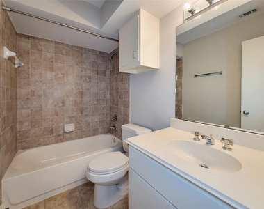 411 West 26th Street - Photo Thumbnail 34