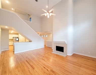 411 West 26th Street - Photo Thumbnail 11