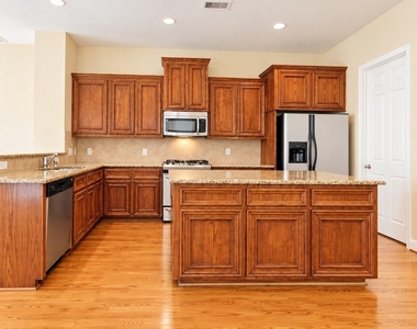 2368 Bastrop Street - Photo Thumbnail 4