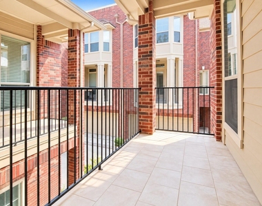 2368 Bastrop Street - Photo Thumbnail 5