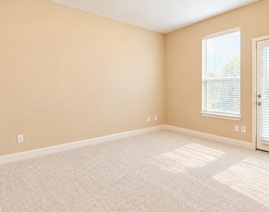 2368 Bastrop Street - Photo Thumbnail 7