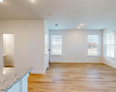 2917 Parks Mccoy Lane - Photo Thumbnail 16