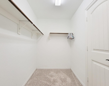 22902 Henderson Row Drive - Photo Thumbnail 38
