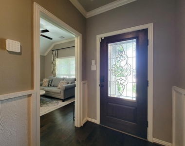 22902 Henderson Row Drive - Photo Thumbnail 2