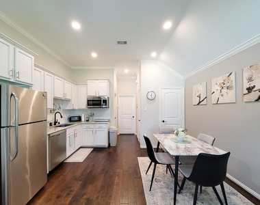 22902 Henderson Row Drive - Photo Thumbnail 7