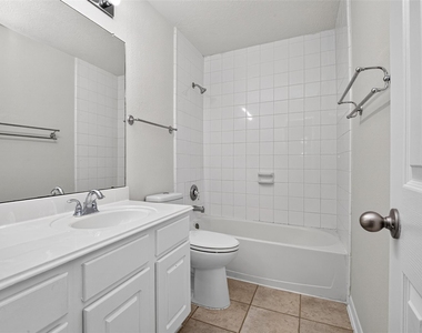 2127 Hannover Way - Photo Thumbnail 25