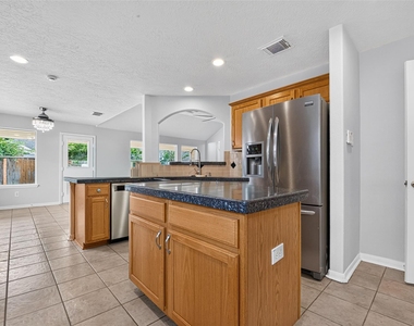 2127 Hannover Way - Photo Thumbnail 19