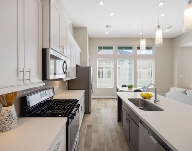 4450 W Tidwell Road - Photo Thumbnail 7