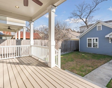 434 W 27th Street - Photo Thumbnail 2